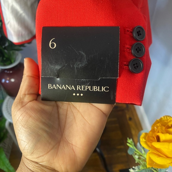 Banana Republic Red Blazer - Picture 2 of 4